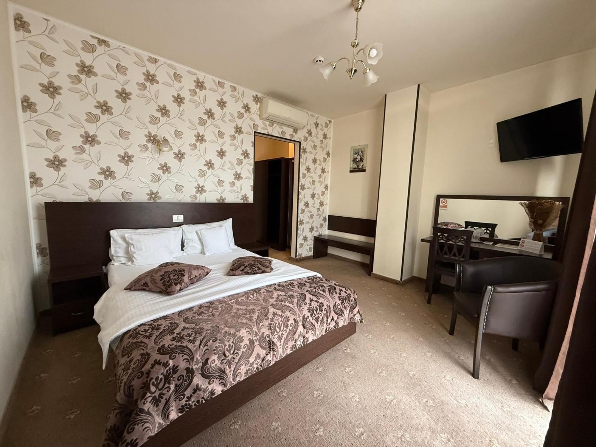 Hotel Miky أراد المظهر الخارجي الصورة