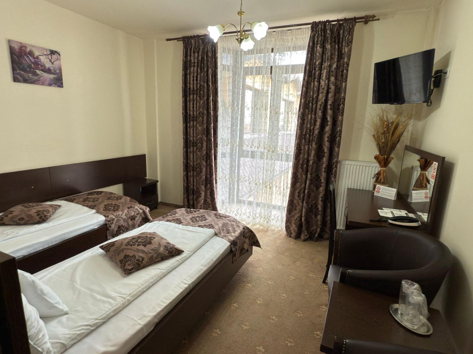 Hotel Miky أراد المظهر الخارجي الصورة