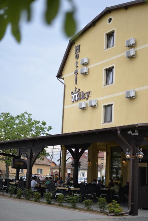 Hotel Miky أراد المظهر الخارجي الصورة